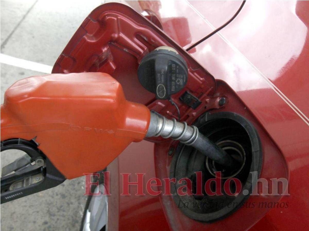 Gasolina súper llegaría a la barrera de los 120 lempiras, advierten analistas
