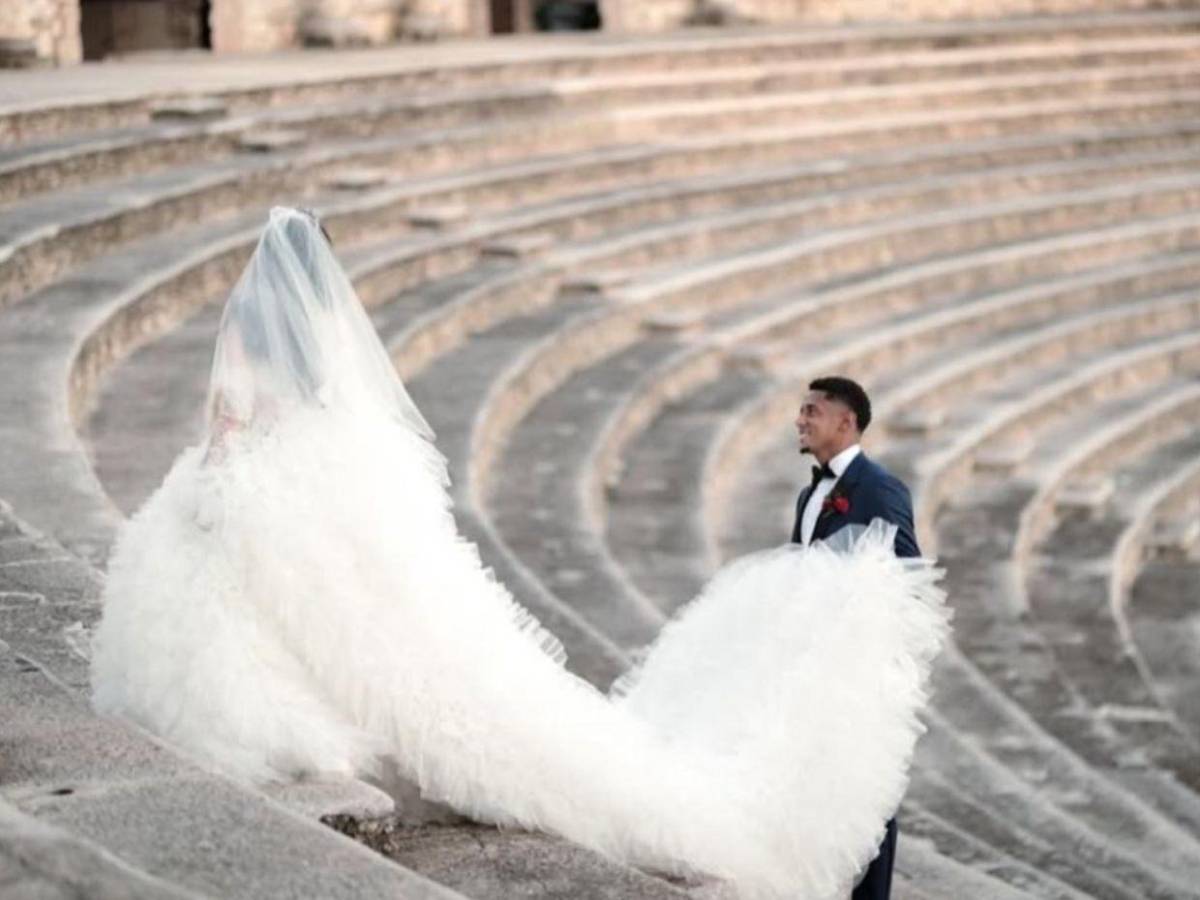 “Choco” Lozano se casa con modelo hondureña en República Dominicana