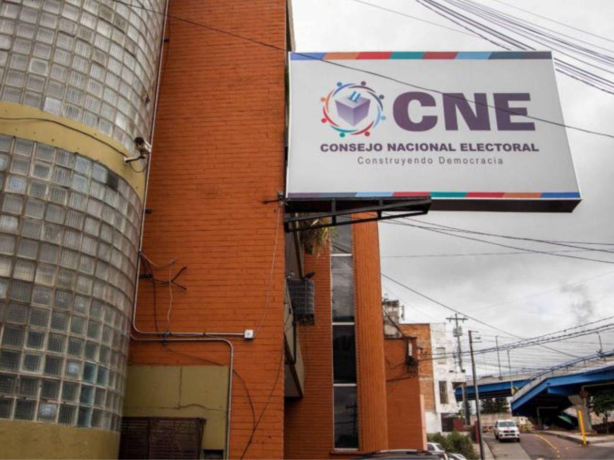 Renán Inestroza, Mirtha Gutiérrez y Oved López: candidatos a consejeros en el CNE