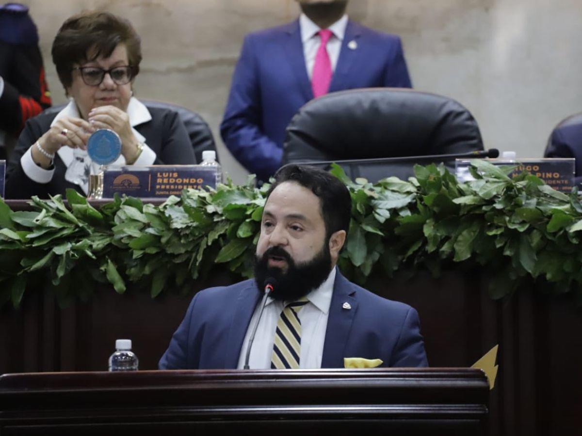 Luis Redondo convoca a diputados a las 5:00 PM para elegir magistrados de la Corte Suprema de Justicia