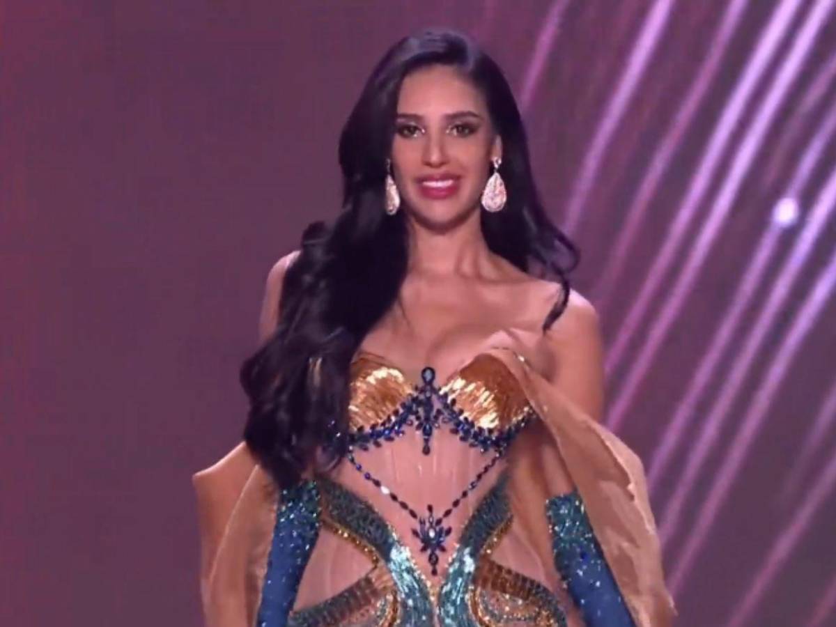 Patriotismo y glamour: los tres trajes que hicieron brillar a Alejandra Fuentes en Miss Universo 2025