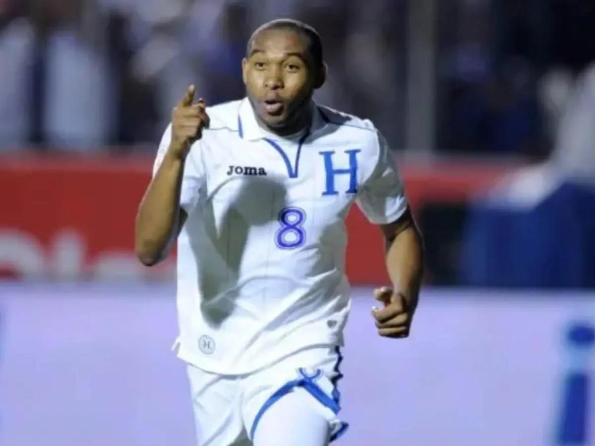 Famosa revista de España causa polémica al nombrar los 15 mejores futbolistas de Honduras
