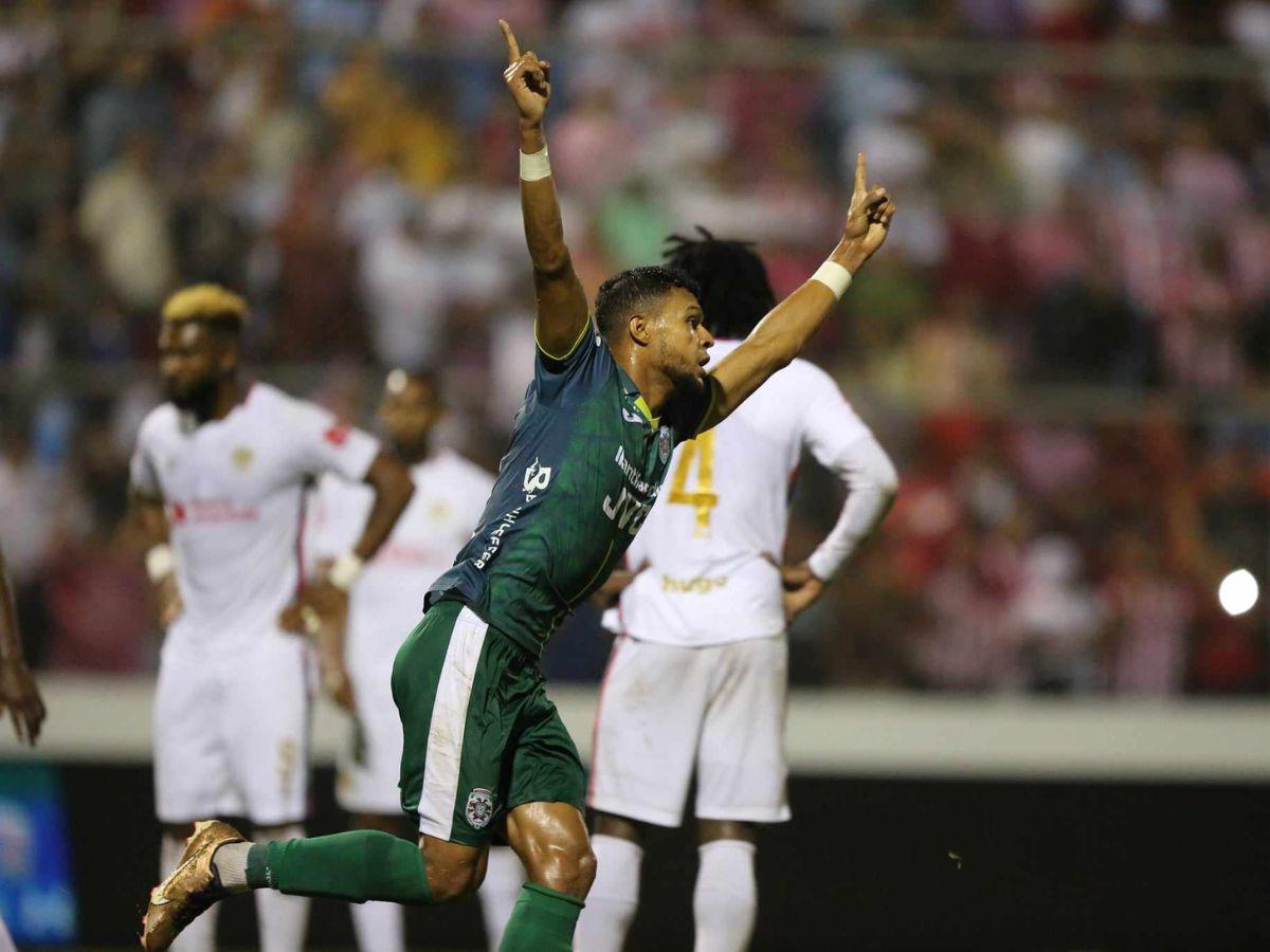 Kilmar Peña anotó el gol del empate de Marathón.