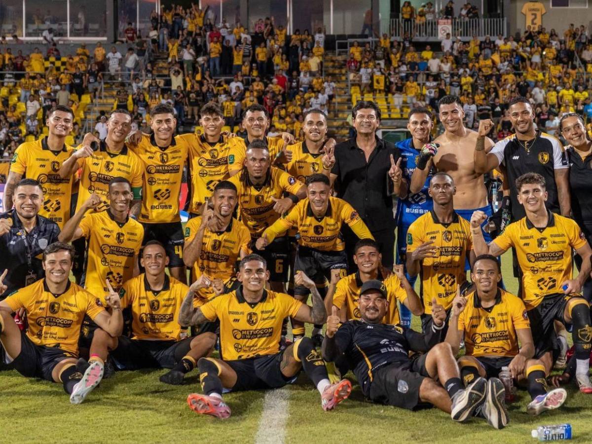 Su presidente es pedido en extradición por USA: Desaparece del fútbol profesional club de Costa Rica