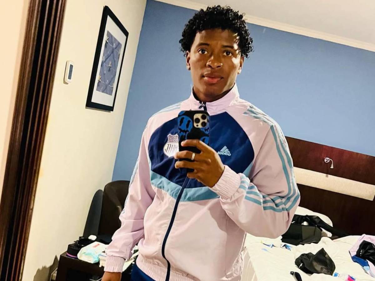 Delincuentes ingresan a la casa de futbolista: Su esposa e hijo fueron secuestrados Delincuentes ingresan a la casa de futbolista: Su esposa e hijo fueron secuestrados