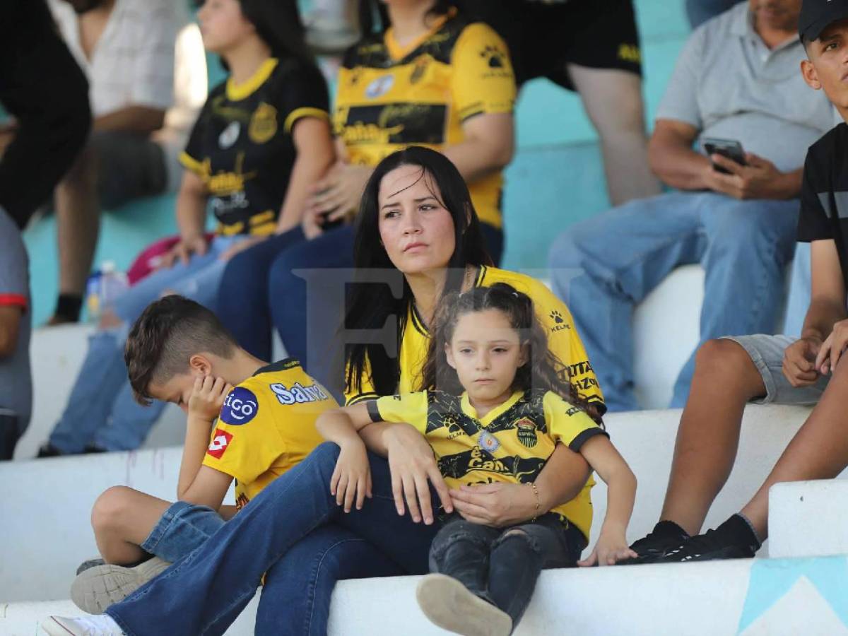 Linda chica robó suspiros, invasión aurinegra y la sorpresa previo al Choloma-Real España