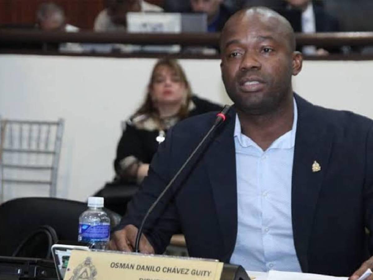 Exfutbolista Osman Chávez acusado de grave delito y deberá responder ante la justicia hondureña