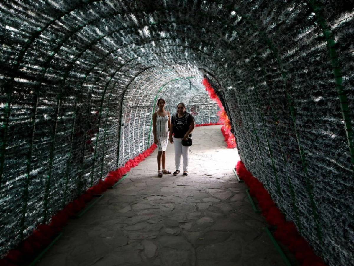 Comayagua se viste de luces, colores y ambiente navideño este 2024 Comayagua se viste de luces, colores y ambiente navideño este 2024