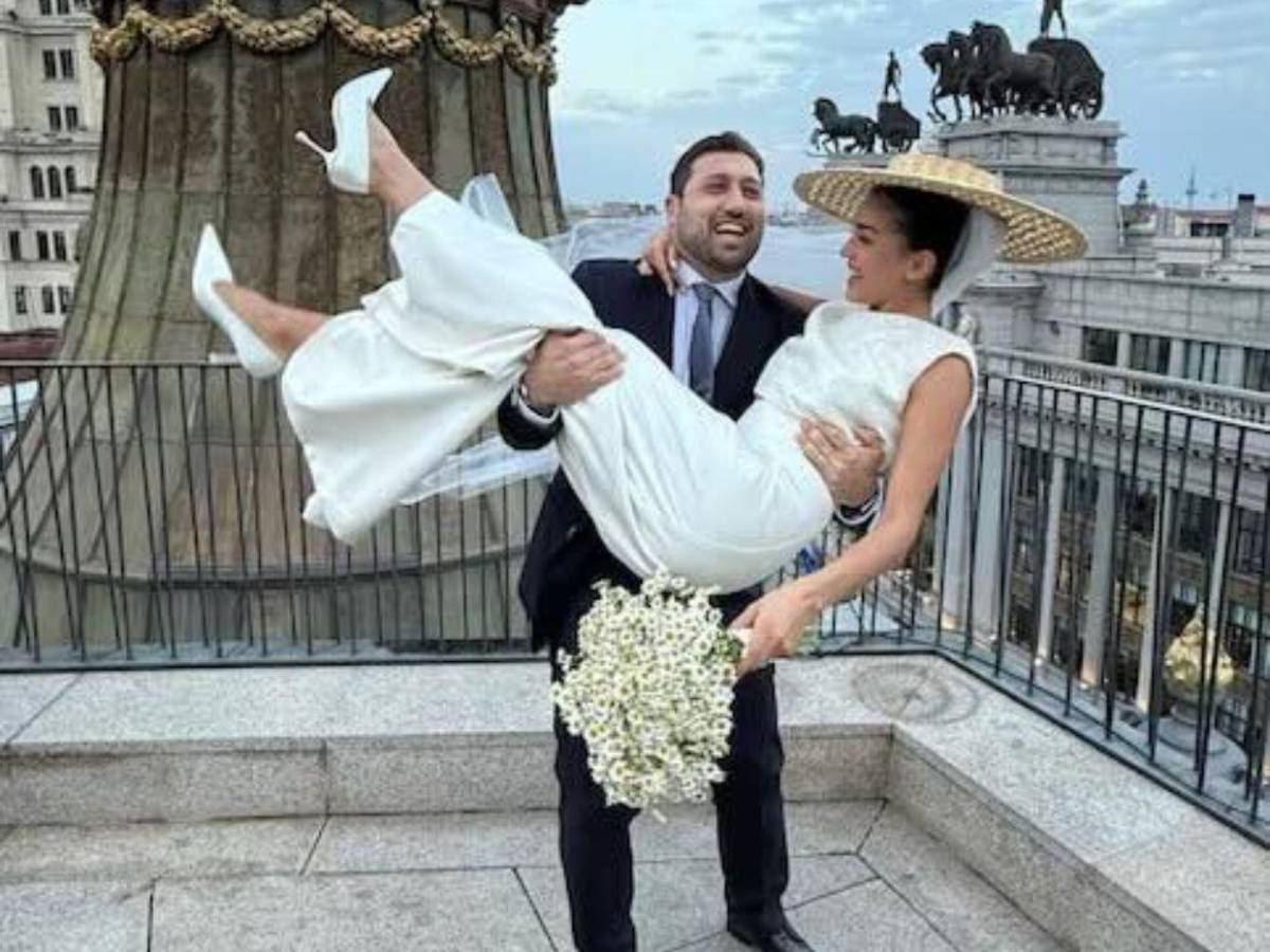 Ale Capetillo, hija de Eduardo Capetillo y Biby Gaytán, celebra su boda civil en España