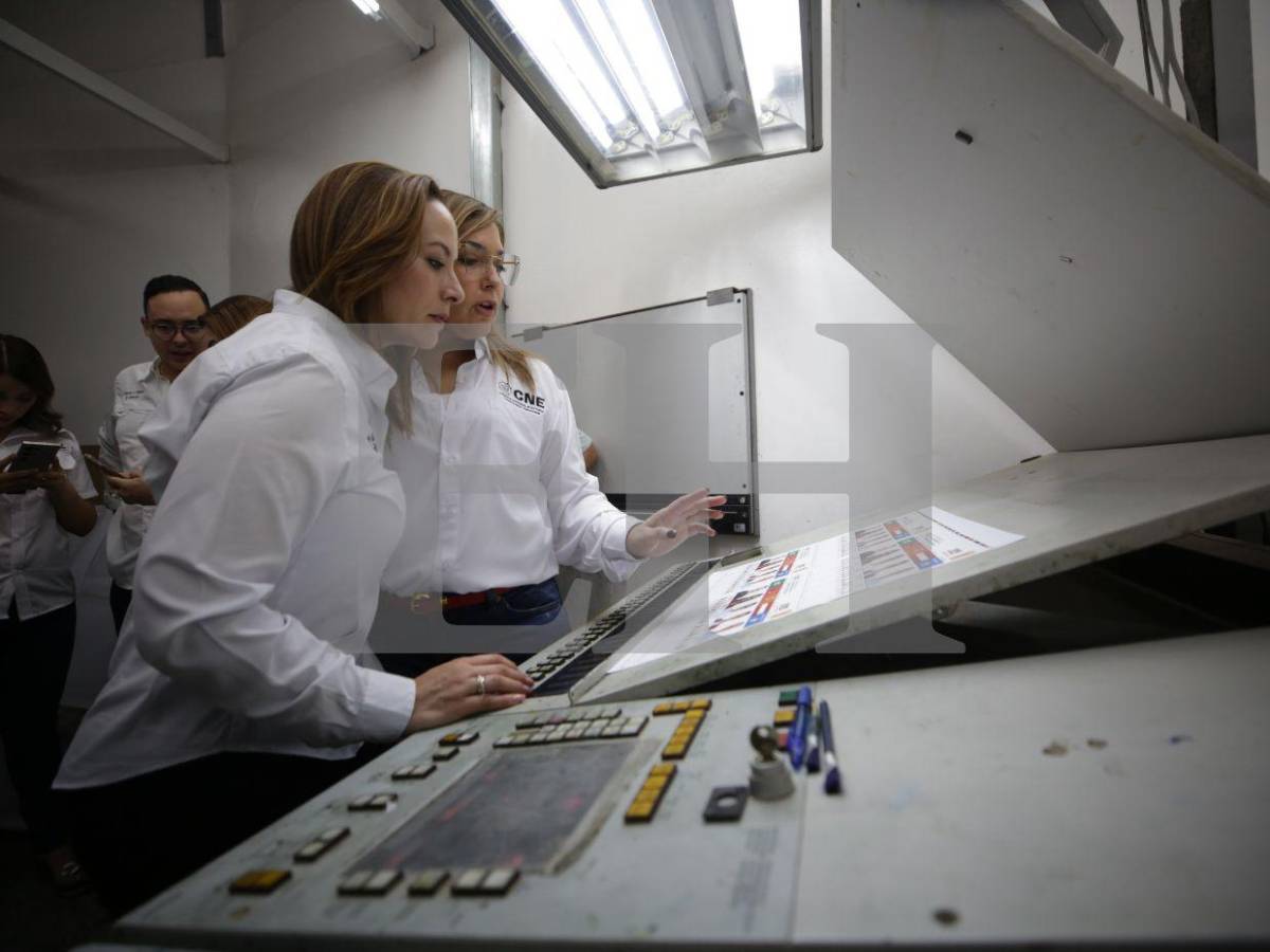 Así fue la impresión de la primera papeleta electoral para las elecciones generales de 2025