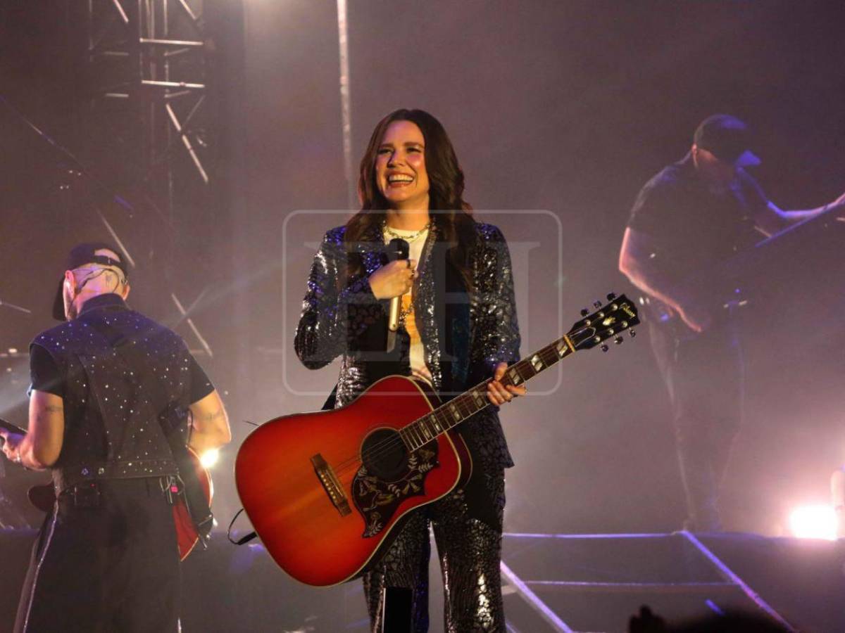 “Corre”, “Dueles” y “La de la mala suerte”: lo mejor de la noche con Jesse & Joy en Tegucigalpa