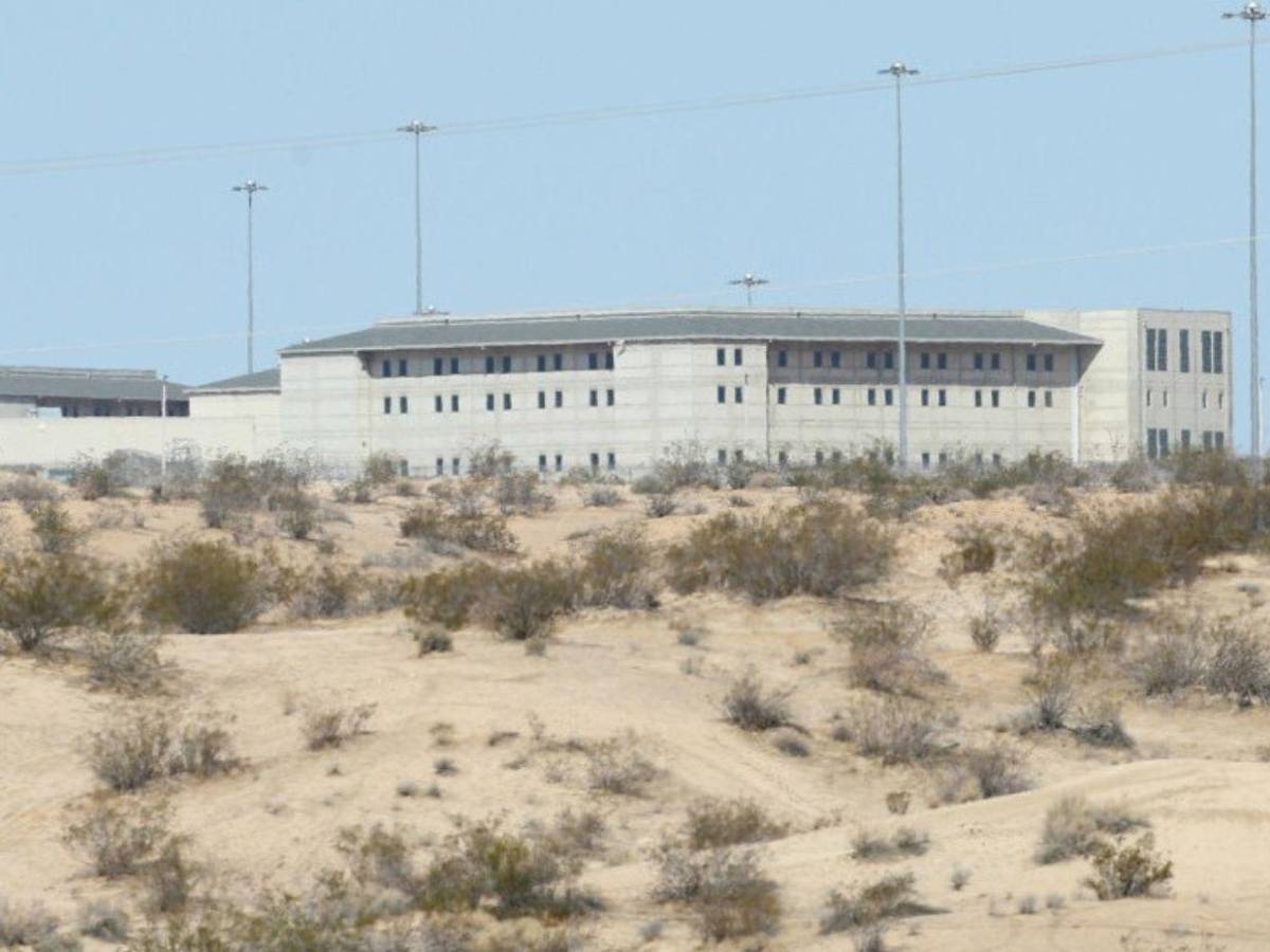 Así son las cárceles que doña Elvira visitó en EE UU donde guardan prisión JOH y Tony Hernández