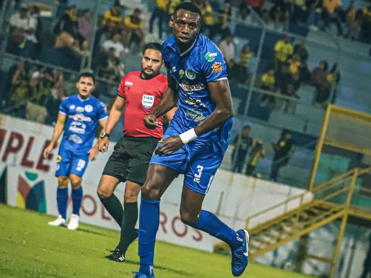 Fichajes: Dos referentes de Olimpia se irían y, ¿Auzmendi de regreso a Motagua?