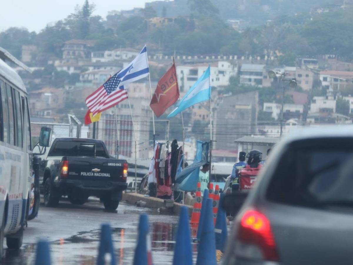 Fiel a la tradición: refrescante lluvia cayó sobre la capital en el Día de la Cruz