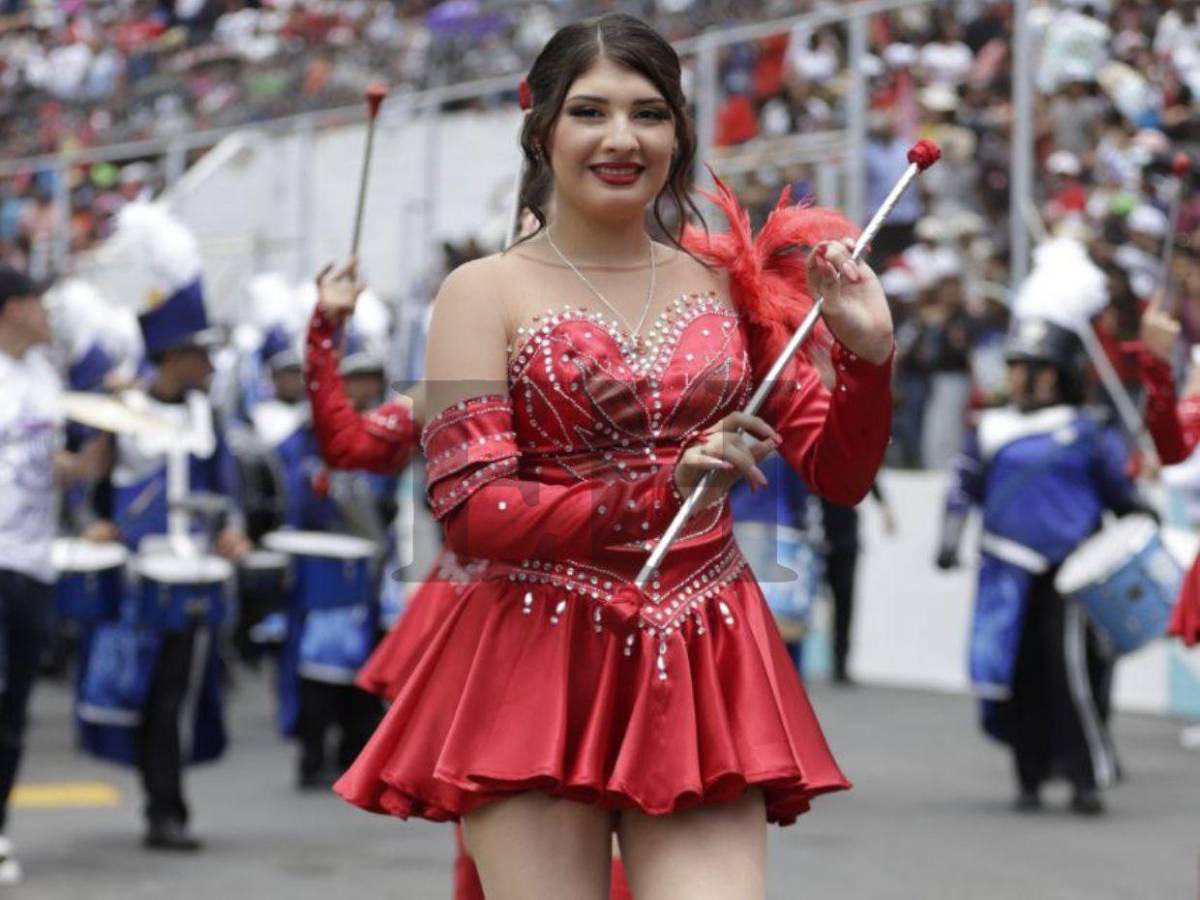 Alejandra Borjas Cubas, el encantador rostro del Hibueras en los desfiles 2025