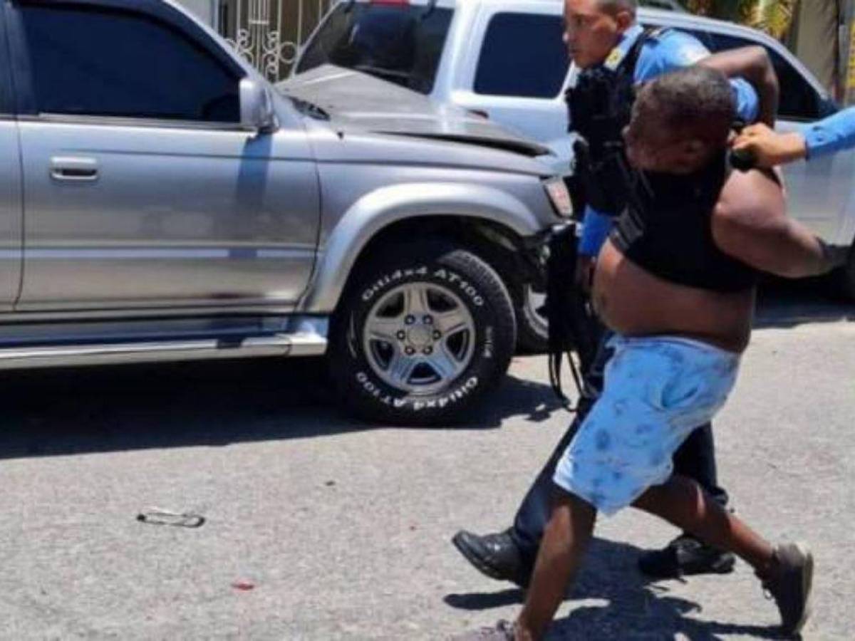 Abogado de juez Mandel Tom Pandy señala que patrulla atropelló a policías en persecución