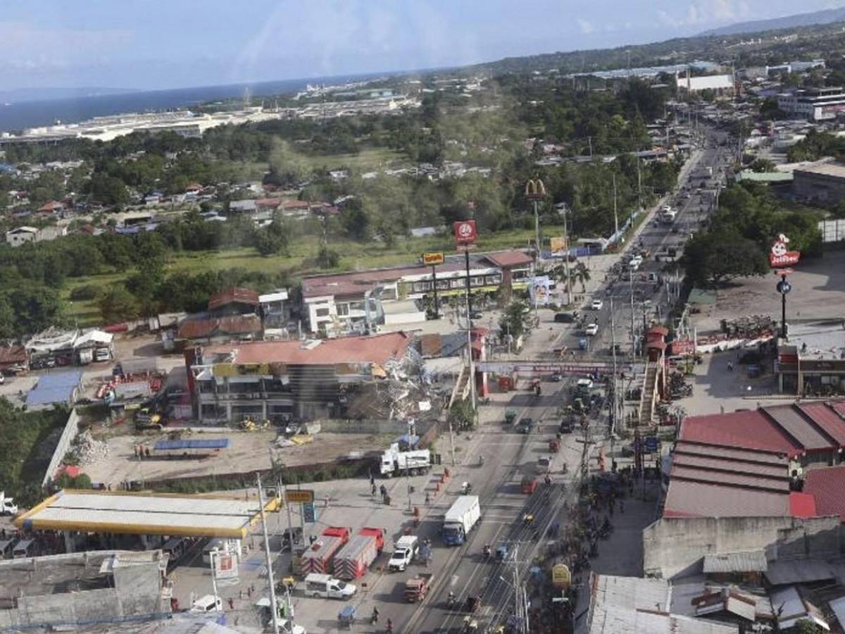 En estado de calamidad la ciudad más afectada por terremoto en Filipinas