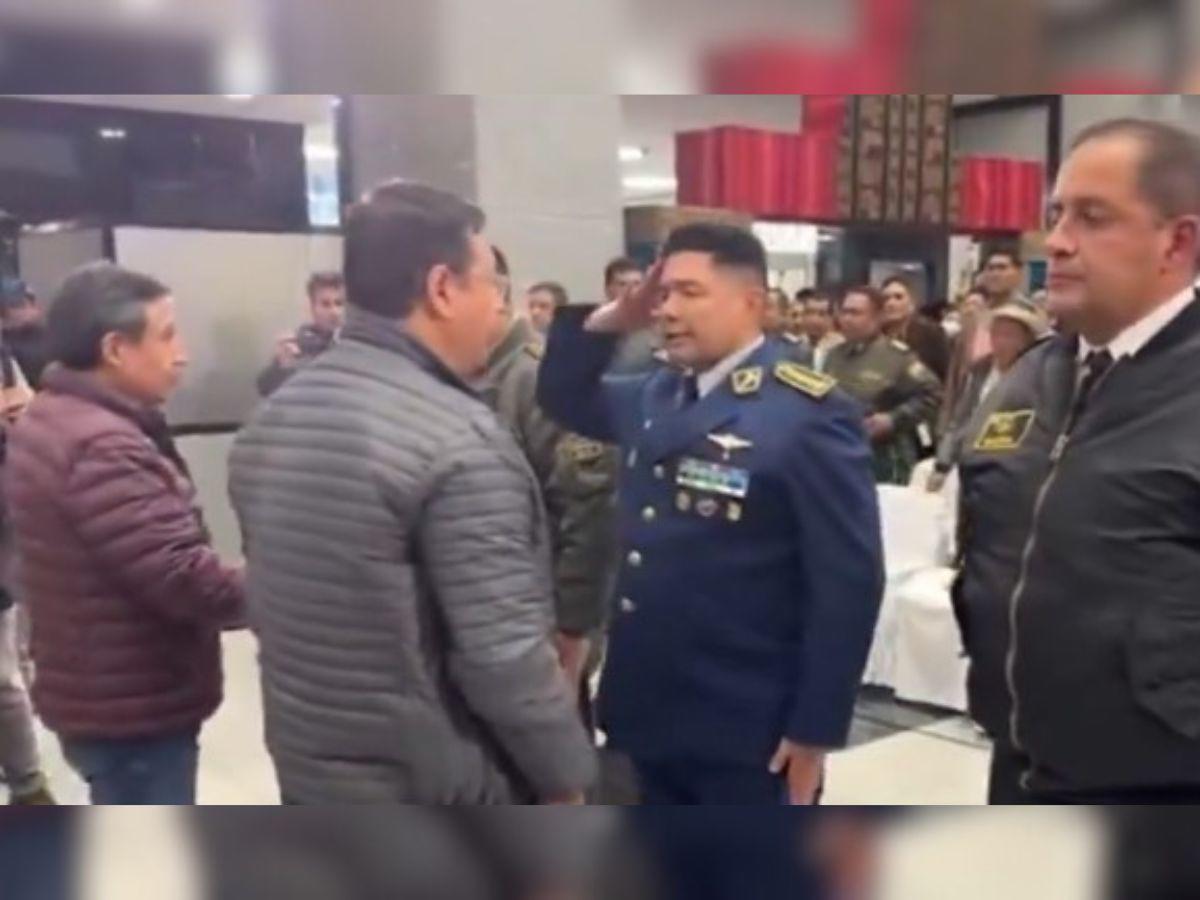 Presidente de Bolivia juramenta nueva cúpula militar tras intento de golpe de Estado