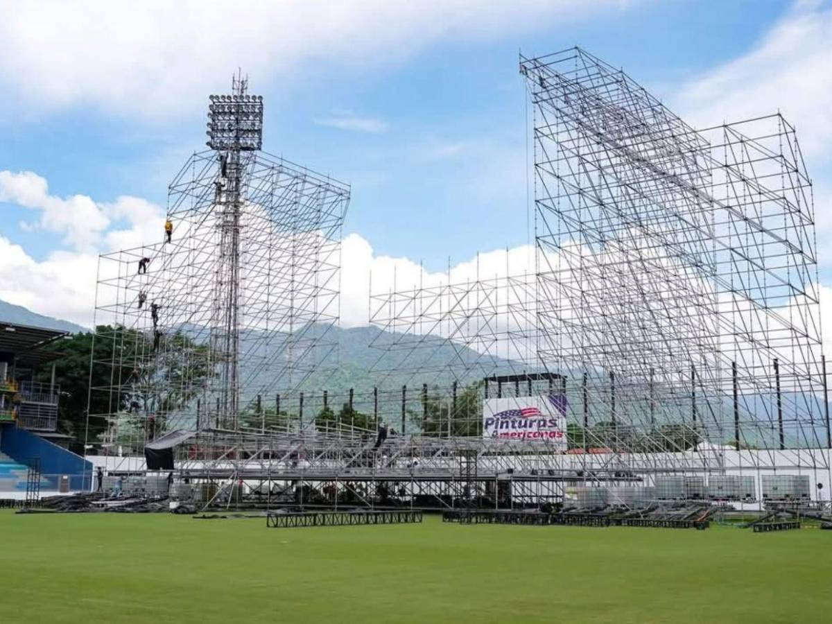 Indignación y tristeza: Mario Moncada expone descuido en dos estadios que remodelaron