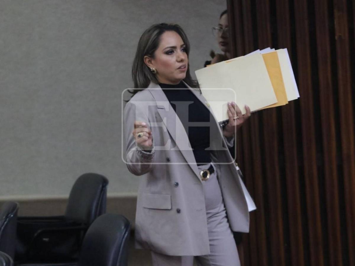 Diputada Sara Zavala sobre video de HLV, empresa denunciada por estafa: Fui invitada como figura pública