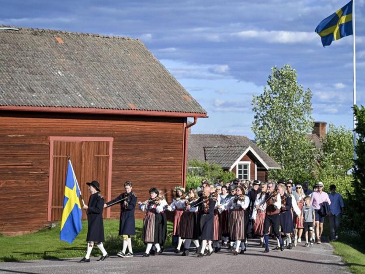 Pueblo sueco ofrece terrenos a 10 centavos de dólar el metro cuadrado