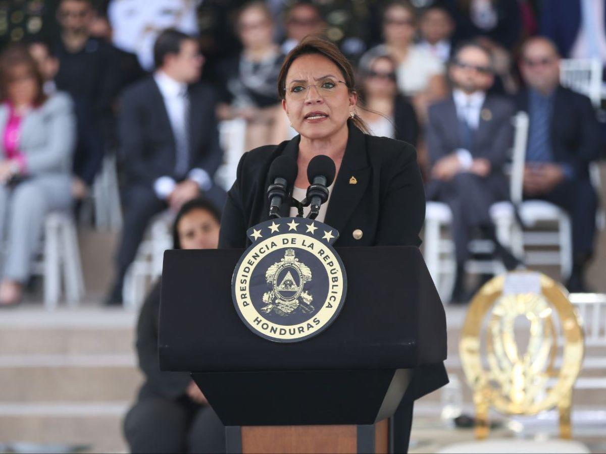 Mientras Xiomara Castro felicitó a Putin, EUA dice que elecciones tuvieron represión