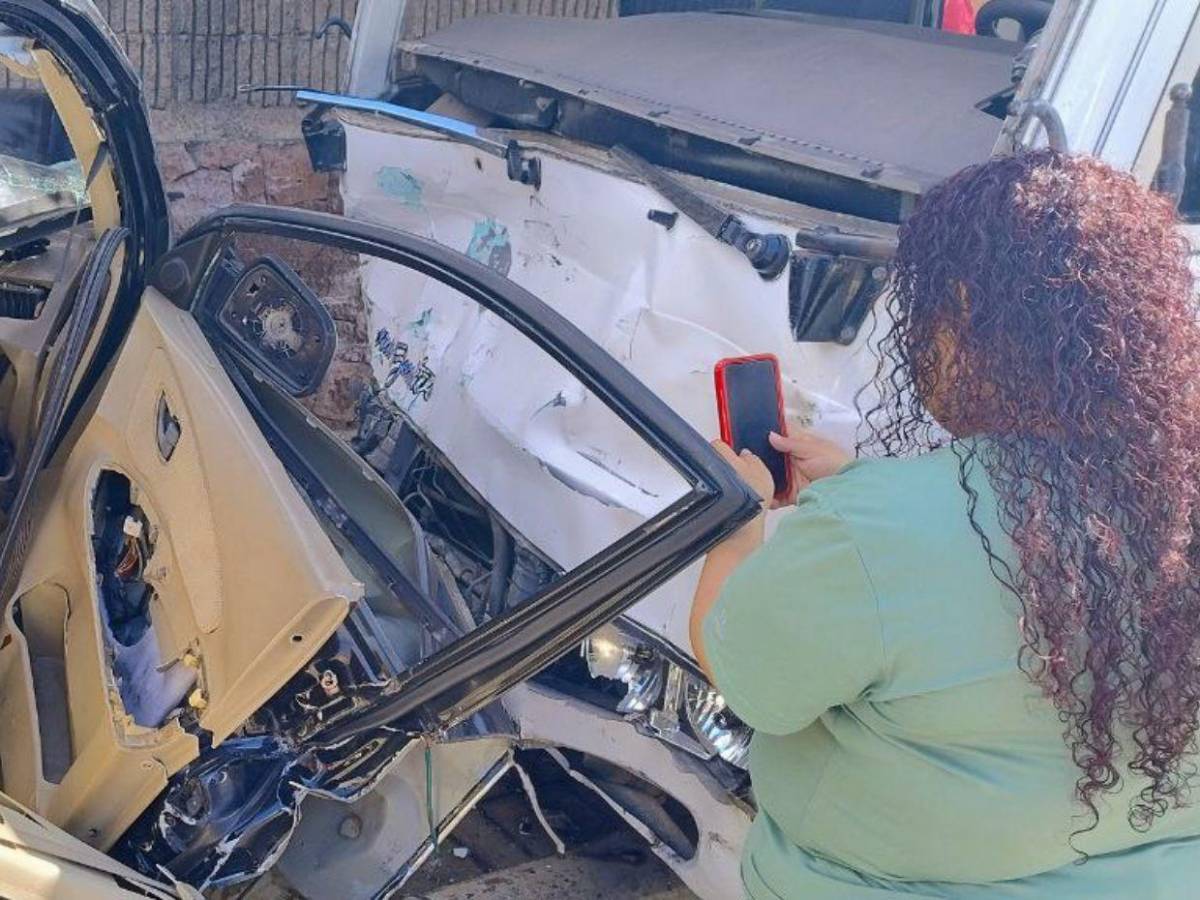 Accidente entre camioneta y rapidito deja heridos en bulevar Los Próceres de la capital