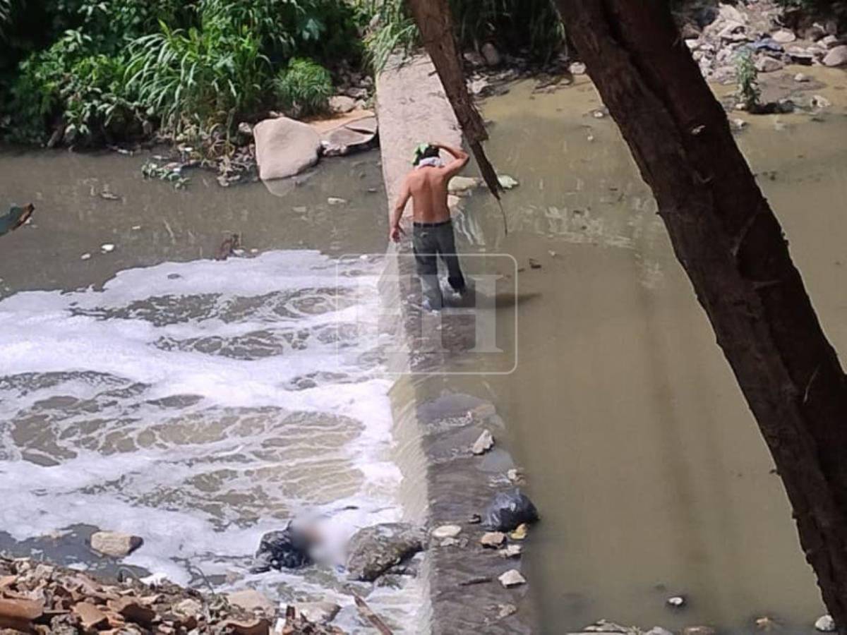 Le di un beso en la frente y me fui a la iglesia: Madre de joven encontrada muerta en río Guacerique