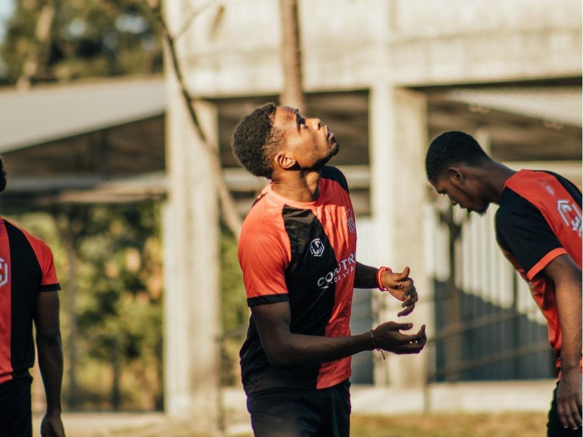 Exfutbolista de Olimpia cuenta su impactante historia: “Psicológicamente me hacían daño”