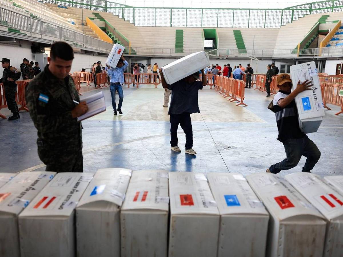 Material electoral ya llegó a SPS para ser distribuido en municipios de Cortés