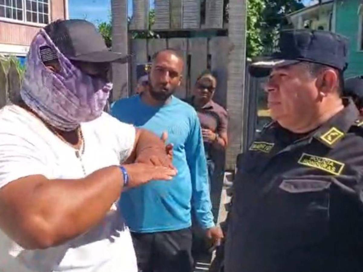 Su familia pide justicia: ¿Cómo le quitaron la vida a Darrel Moore en Guanaja, jefe de la Policía Municipal?