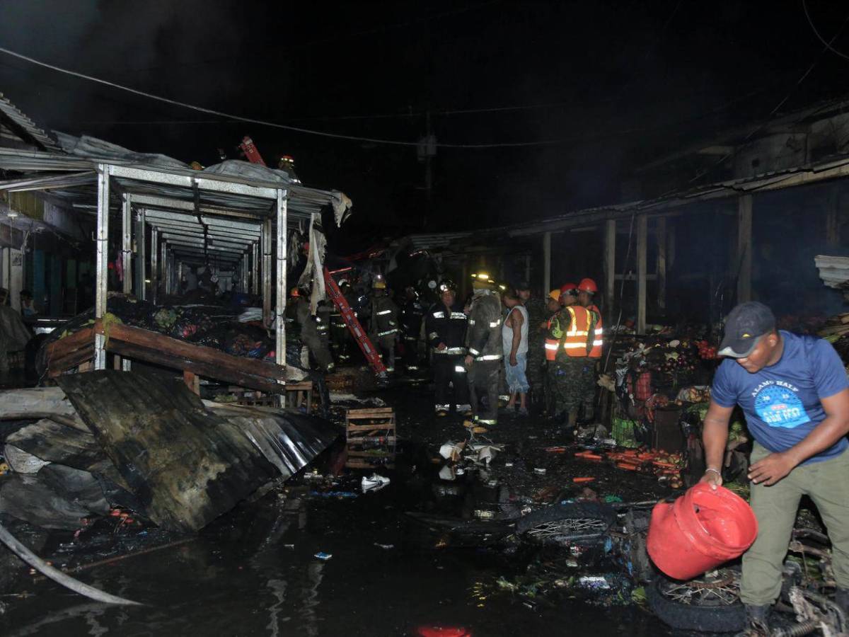 ¿Qué provocó el incendio en el mercado Medina de San Pedro Sula? Esto es lo que se sabe