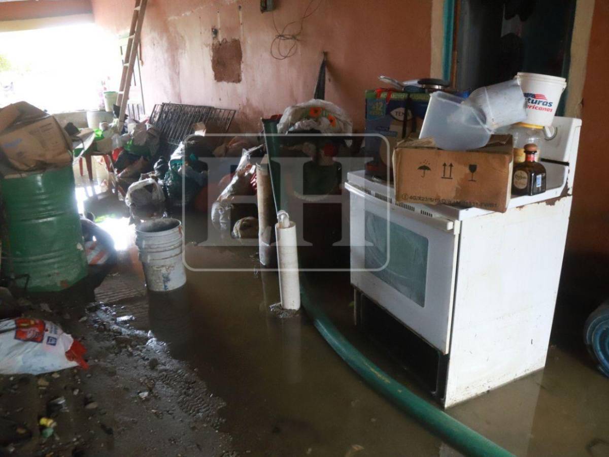 Damnificados e inundaciones en la Flor de Cuba de San Pedro Sula por las lluvias