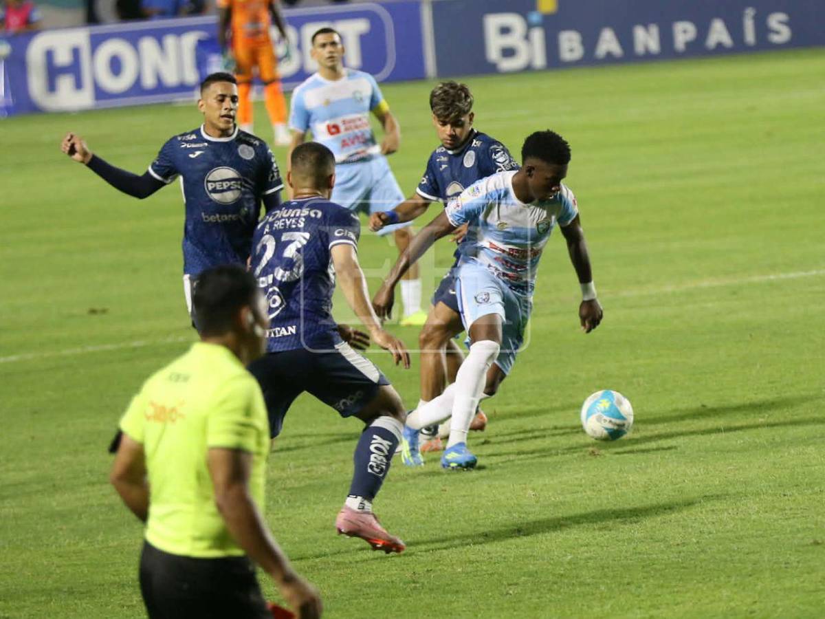 Fichajes: Legionario deja Alemania, barrida en Real España y jugará su última final con Motagua