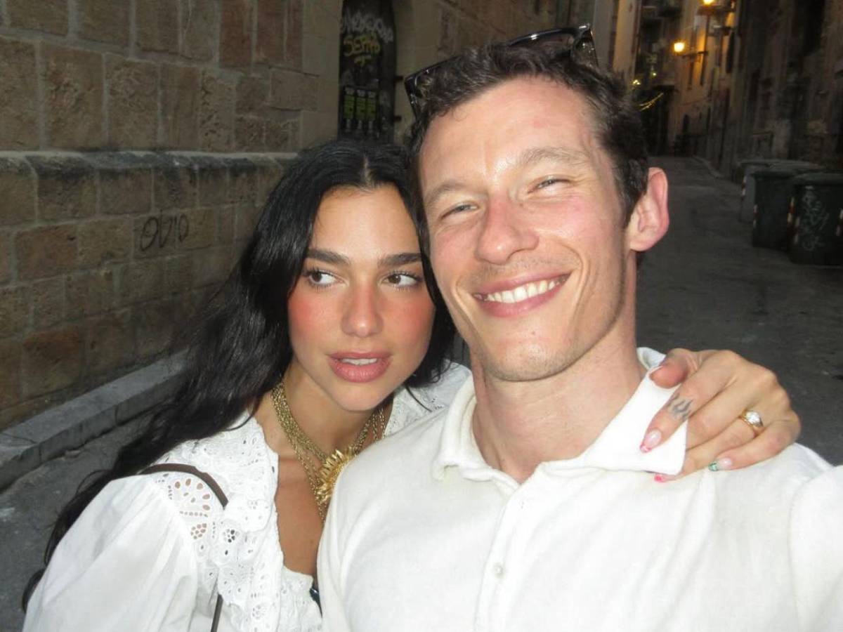 Una conversación literaria encendió la chispa entre Dua Lipa y Callum Turner