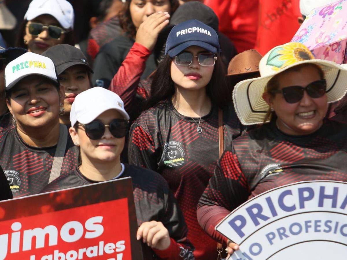 Entre consignas y sonrisas: ellas brillaron en la marcha del Día del Trabajador en la capital