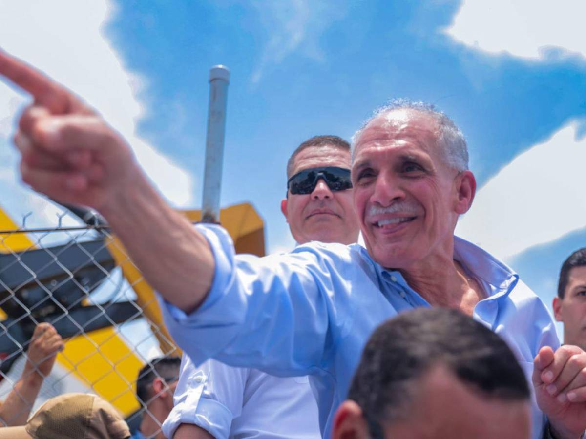 Arranca entrega de maquinaria a alcaldías: esto incluye el combo