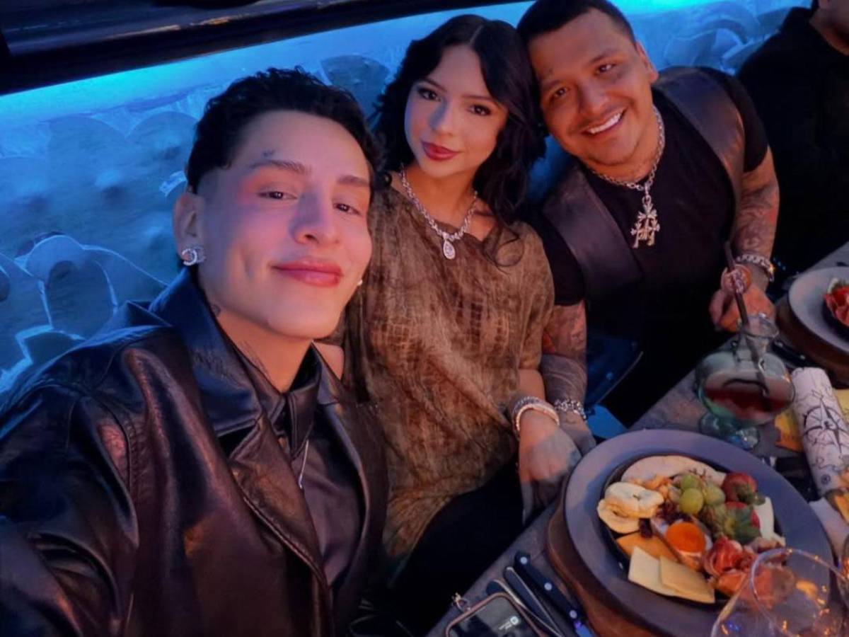 Kunno revela fotos de Nodal y Ángela: ¿Los más felices y enamorados?