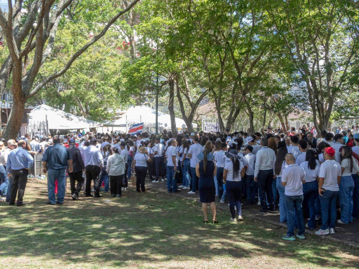 En fotos: así fue la investidura de Laura Fernández, la nueva presidenta de Costa Rica