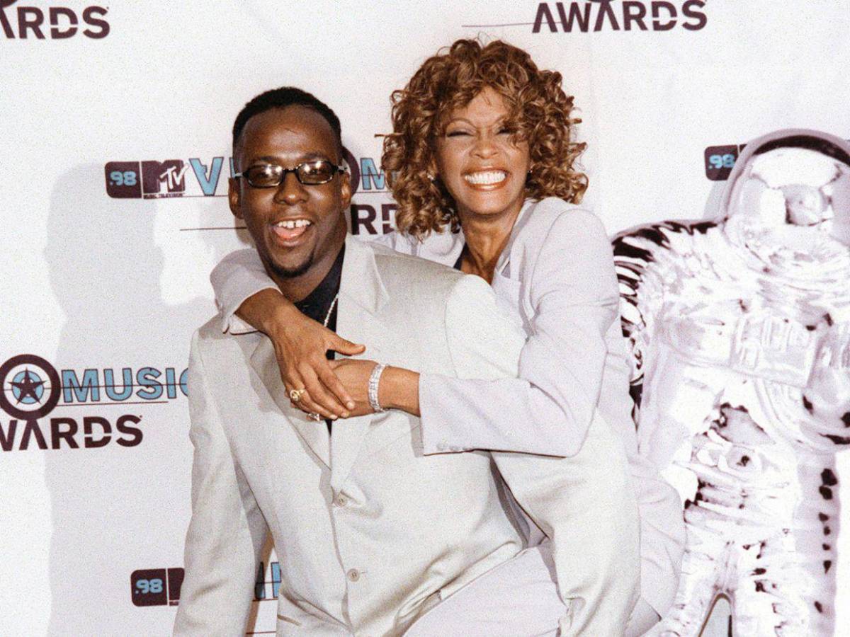 Con IA, la voz de Whitney Houston emprenderá una gira sinfónica por EUA