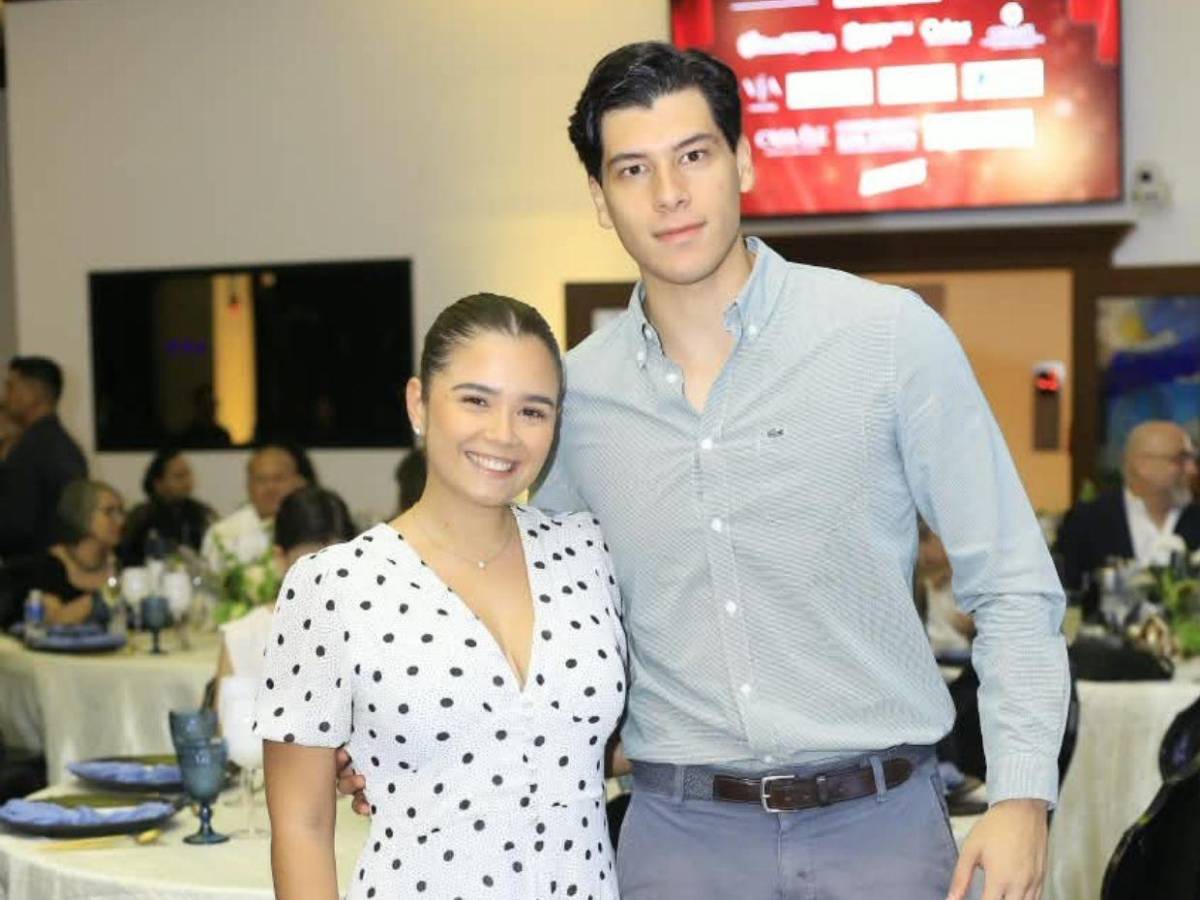 Elegancia y solidaridad se dieron cita en la gala benéfica de CREER
