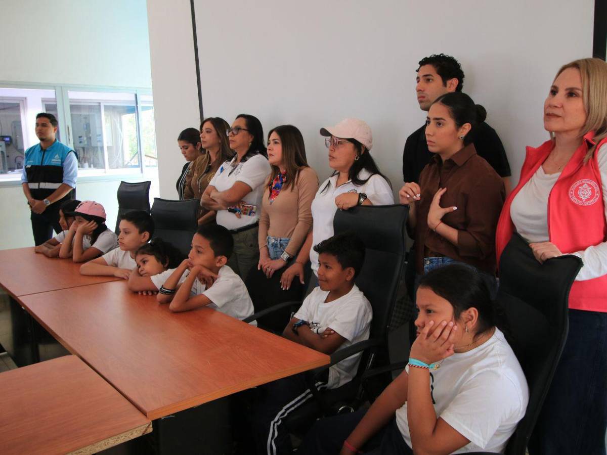 Así aprendieron los Héroes Ecológicos cómo potabilizar el agua de la capital