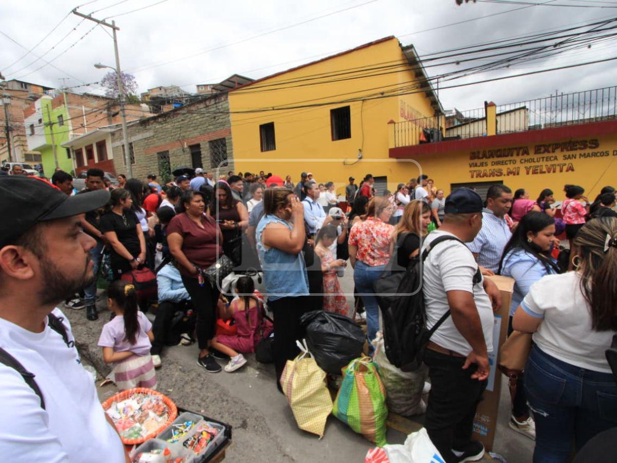 Éxodo de capitalinos llena las estaciones de buses para disfrutar la Semana Santa
