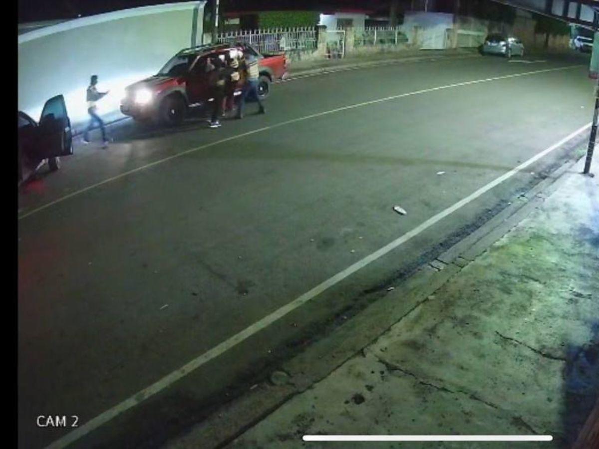 Armados y encapuchados interceptaron un carro: Pandilla 18 estaría detrás del asalto en Loarque