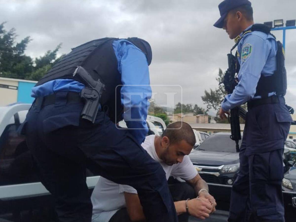 Bajaron de una camioneta y empezaron a disparar en un taller: masacre a la que vinculan a El Colocho