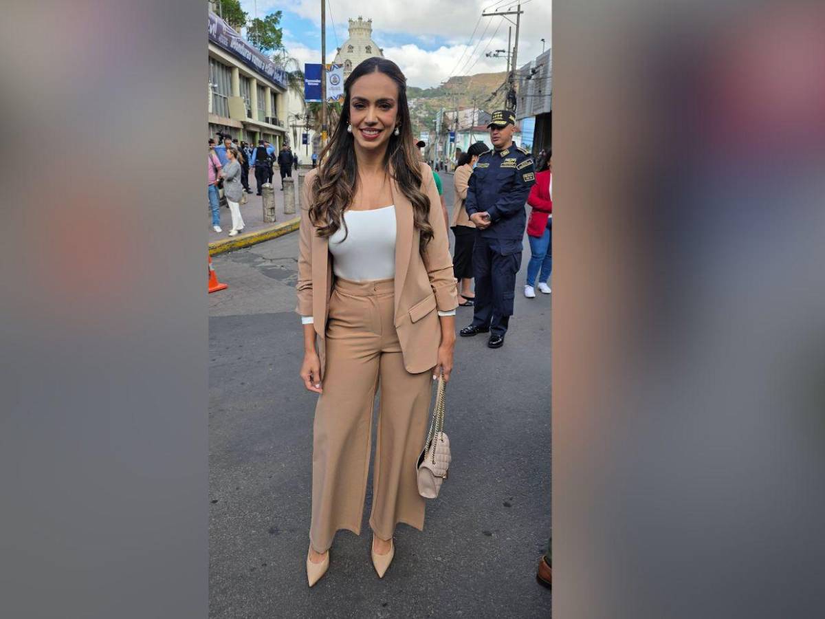 Tonos blancos y pasteles: Así vistieron las damas en la toma de posesión