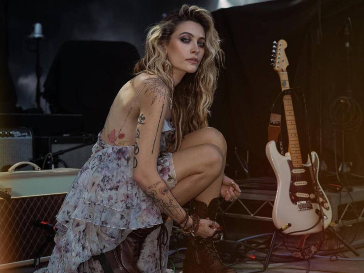 Paris Jackson muestra los daños que el consumo de drogas dejó en su nariz
