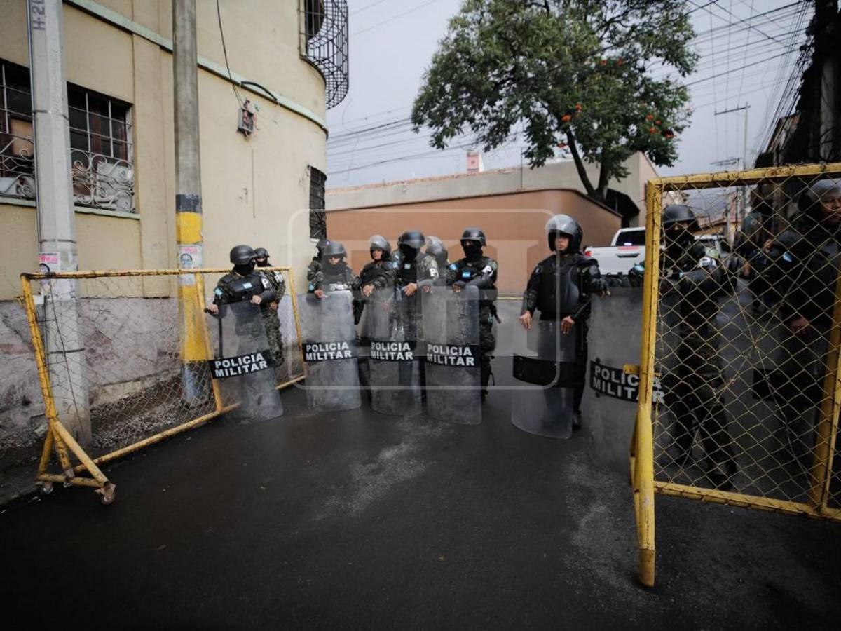 Calles del centro histórico de Tegucigalpa están cerradas ¡No hay paso vehicular!