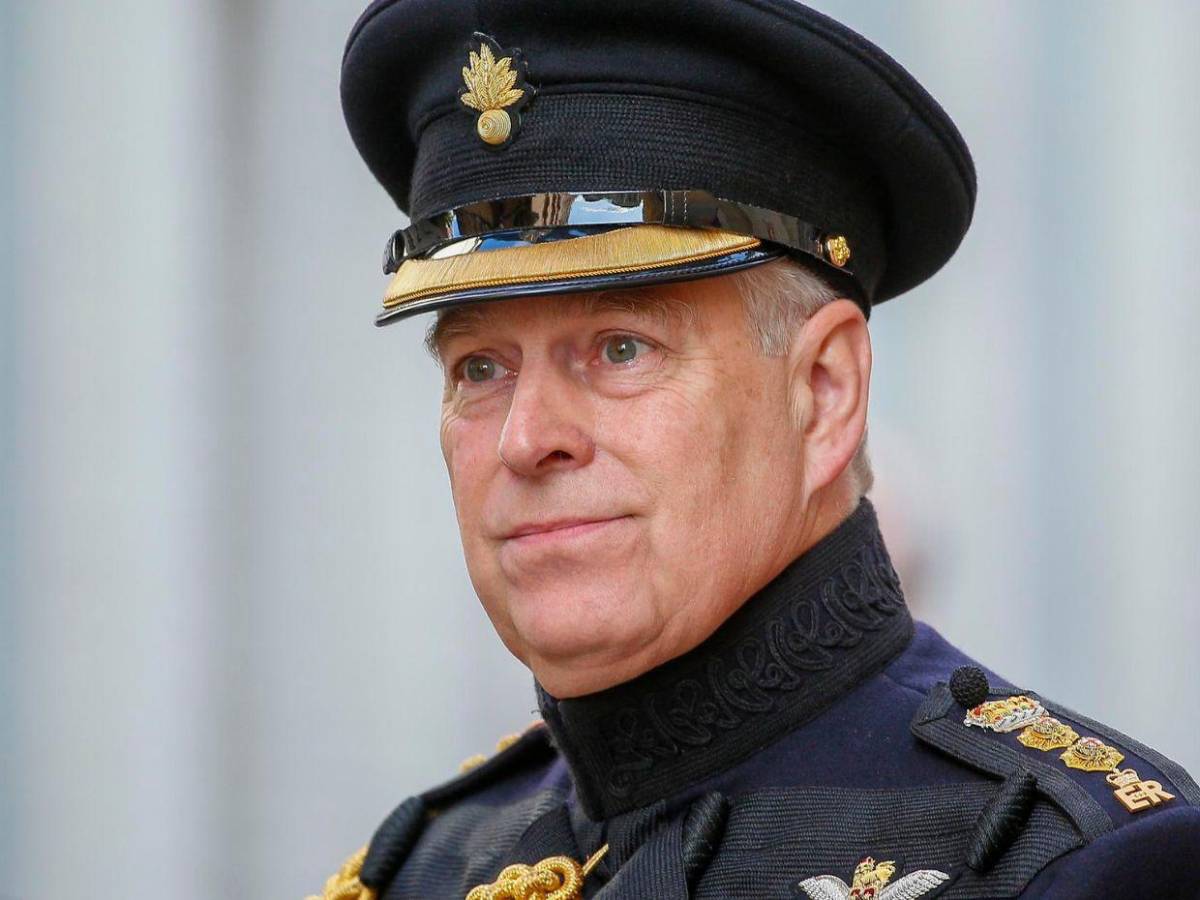 Abuso sexual y un espía chino: Así fue la caída en desgracia del príncipe Andrés