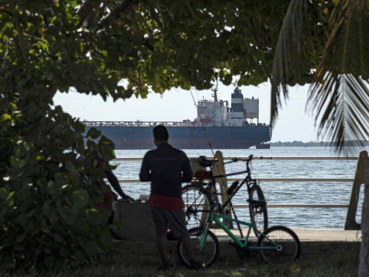 Oposición venezolana pide transparencia sobre histórico acuerdo petrolero con EE UU